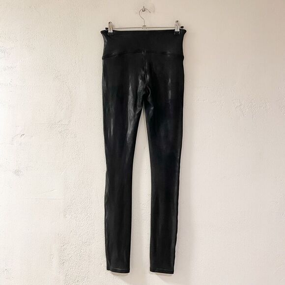 Spanx Faux Leather Leggings in Black Medium - Picture 3 of 10